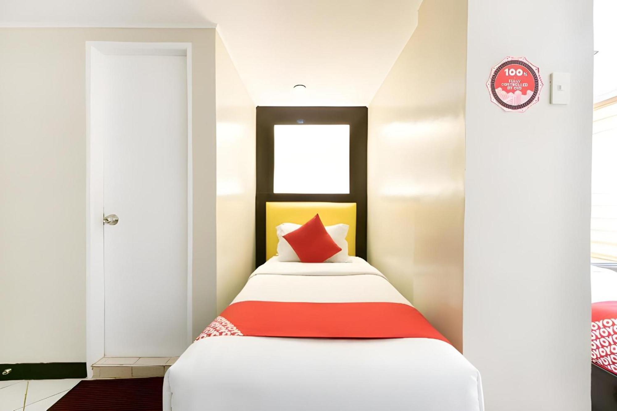 Hotel Oyo 115 Northridge Mansions Quezon City Zewnętrze zdjęcie