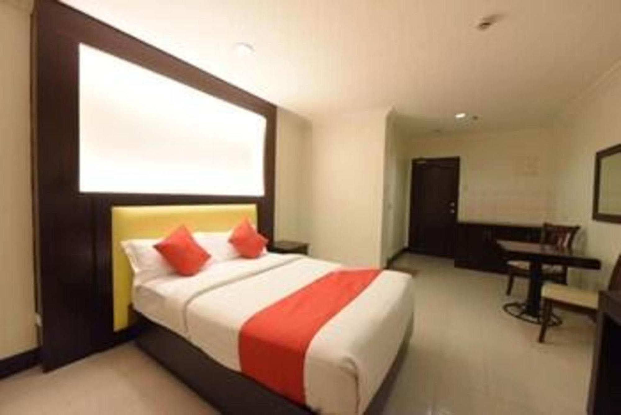 Hotel Oyo 115 Northridge Mansions Quezon City Zewnętrze zdjęcie